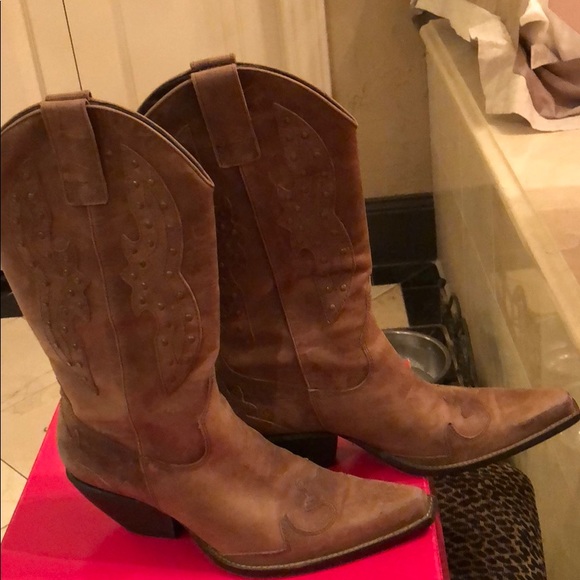 BCBGIRLS BOOTS - Picture 2 of 8